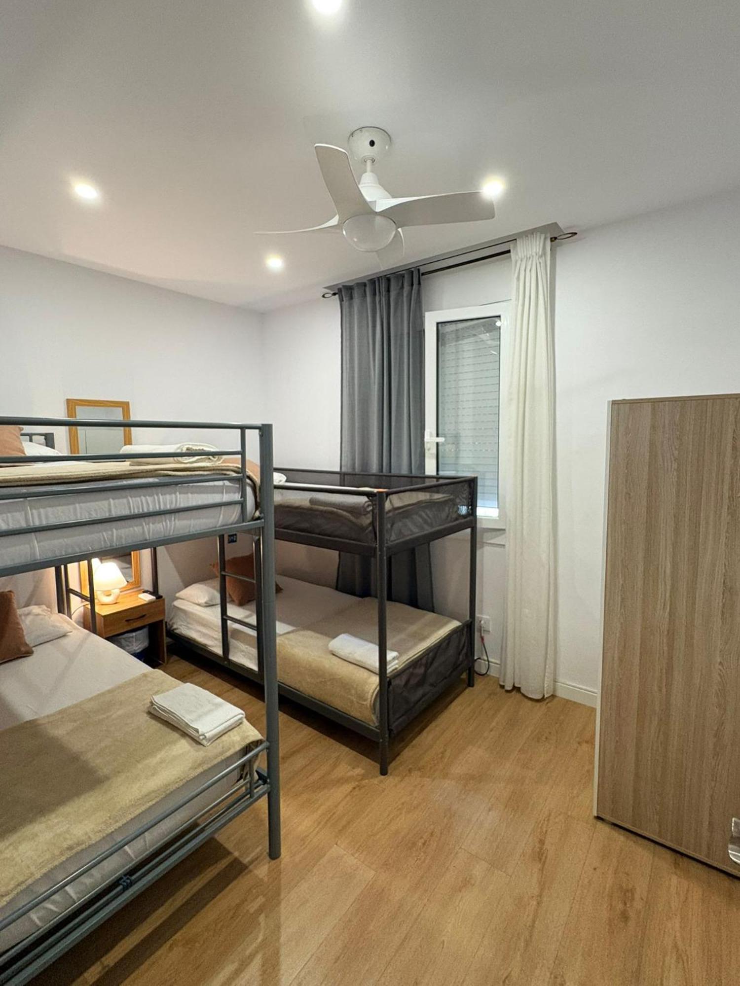 Habitaciones En Barcellona Esterno foto