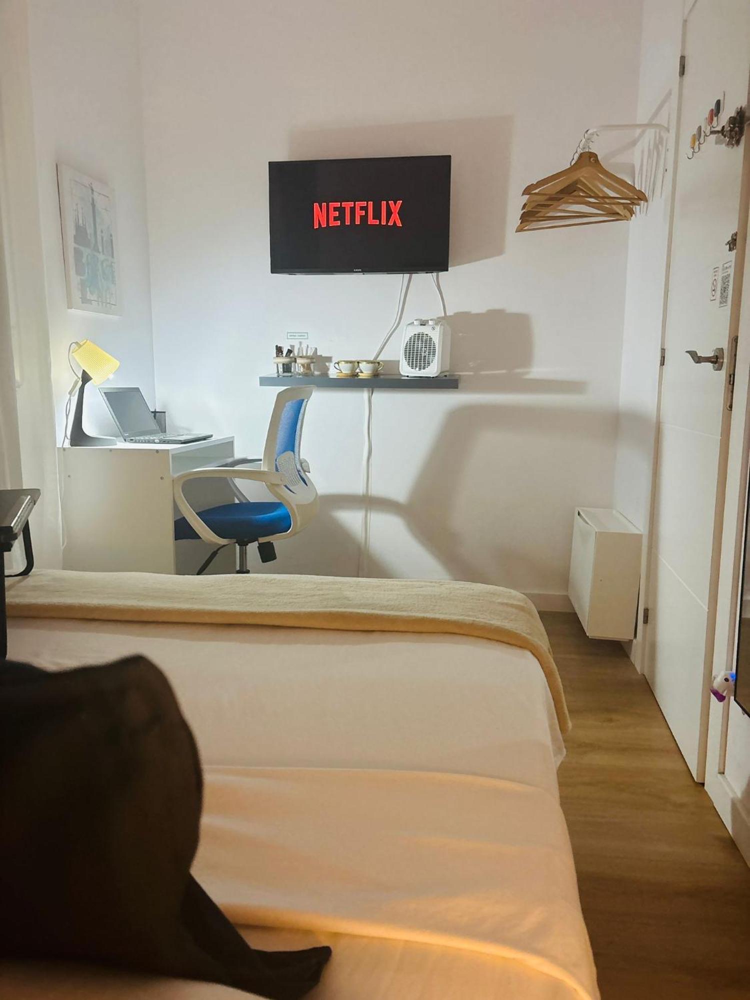 Habitaciones En Barcellona Esterno foto