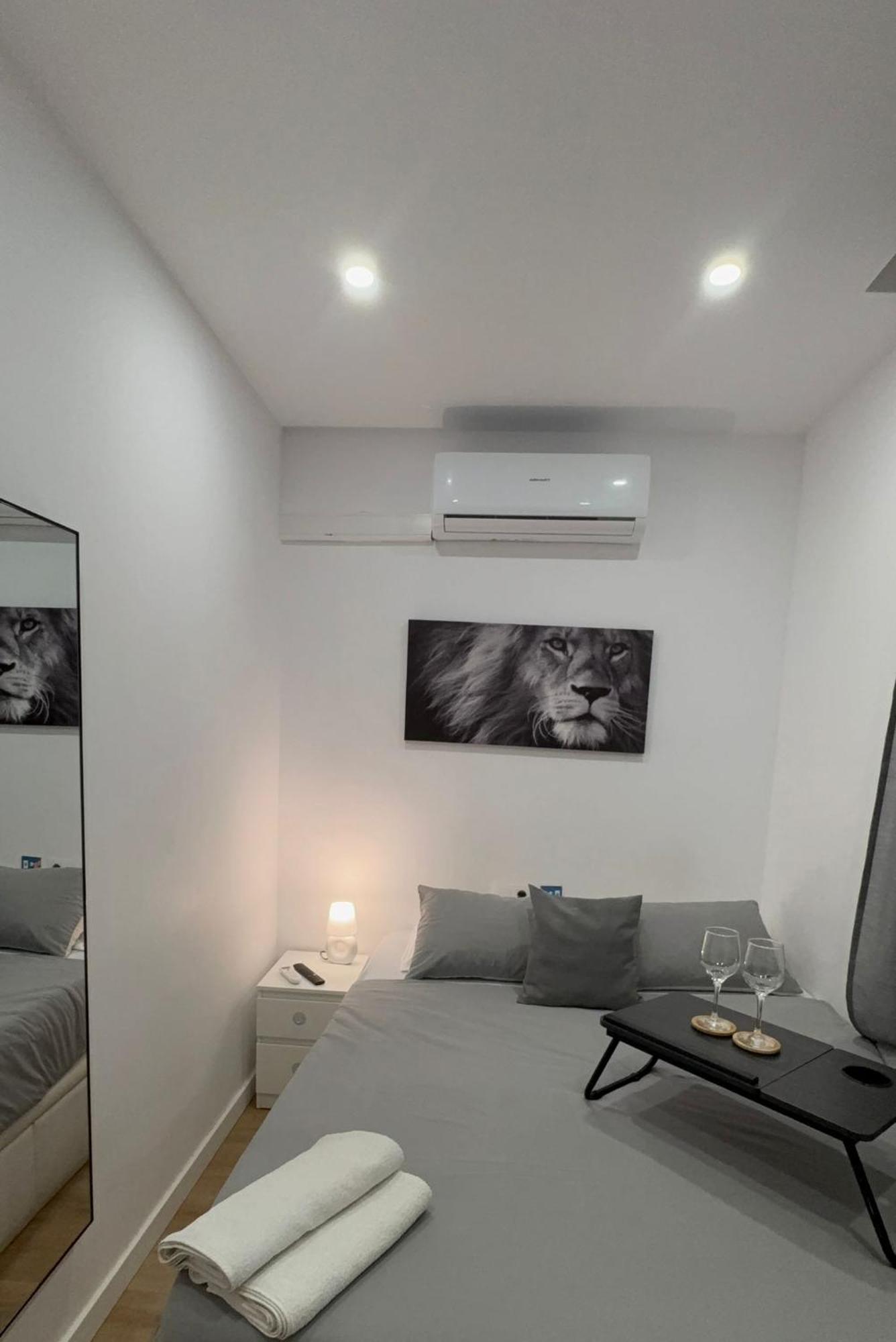 Habitaciones En Barcellona Esterno foto