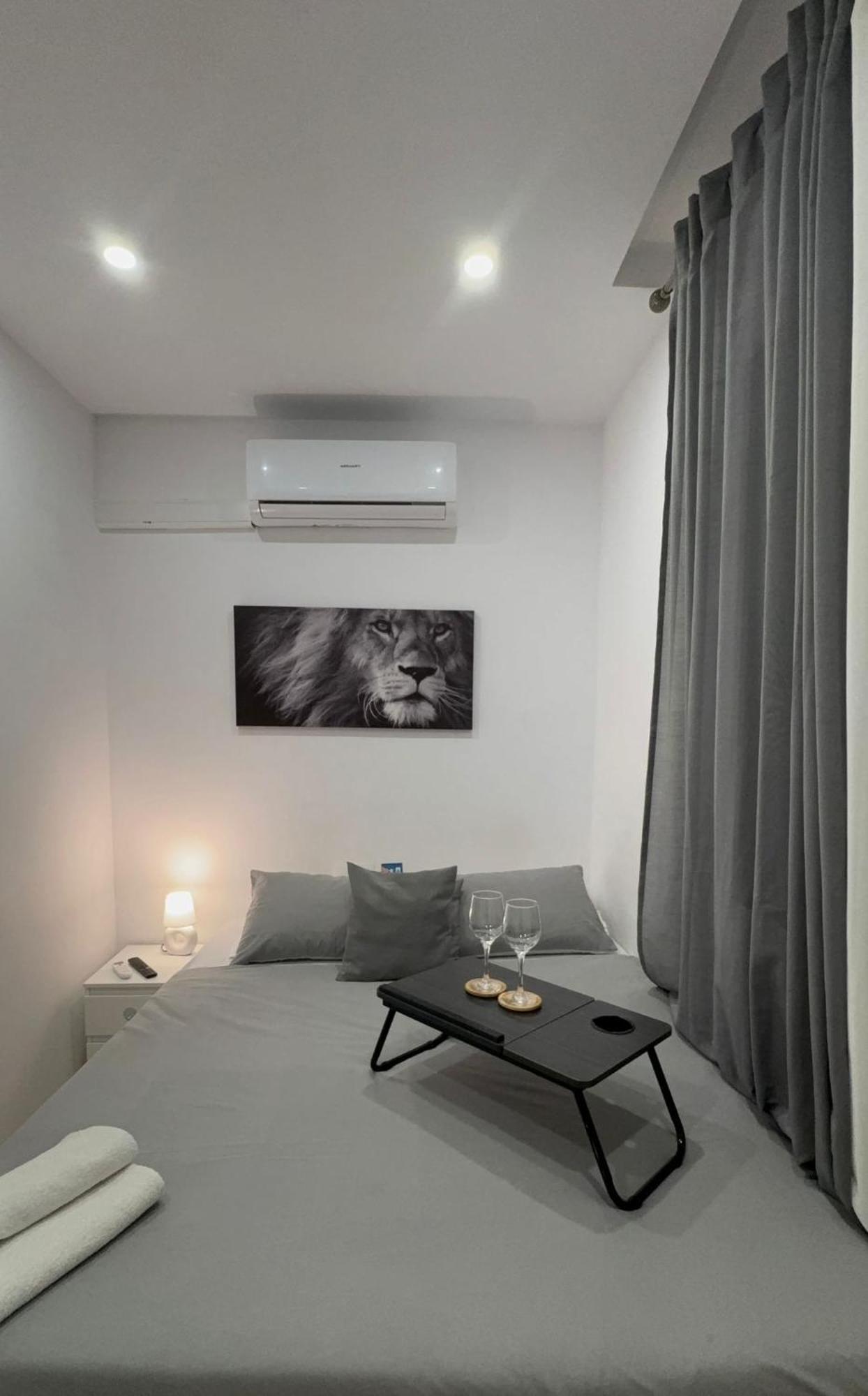Habitaciones En Barcellona Esterno foto
