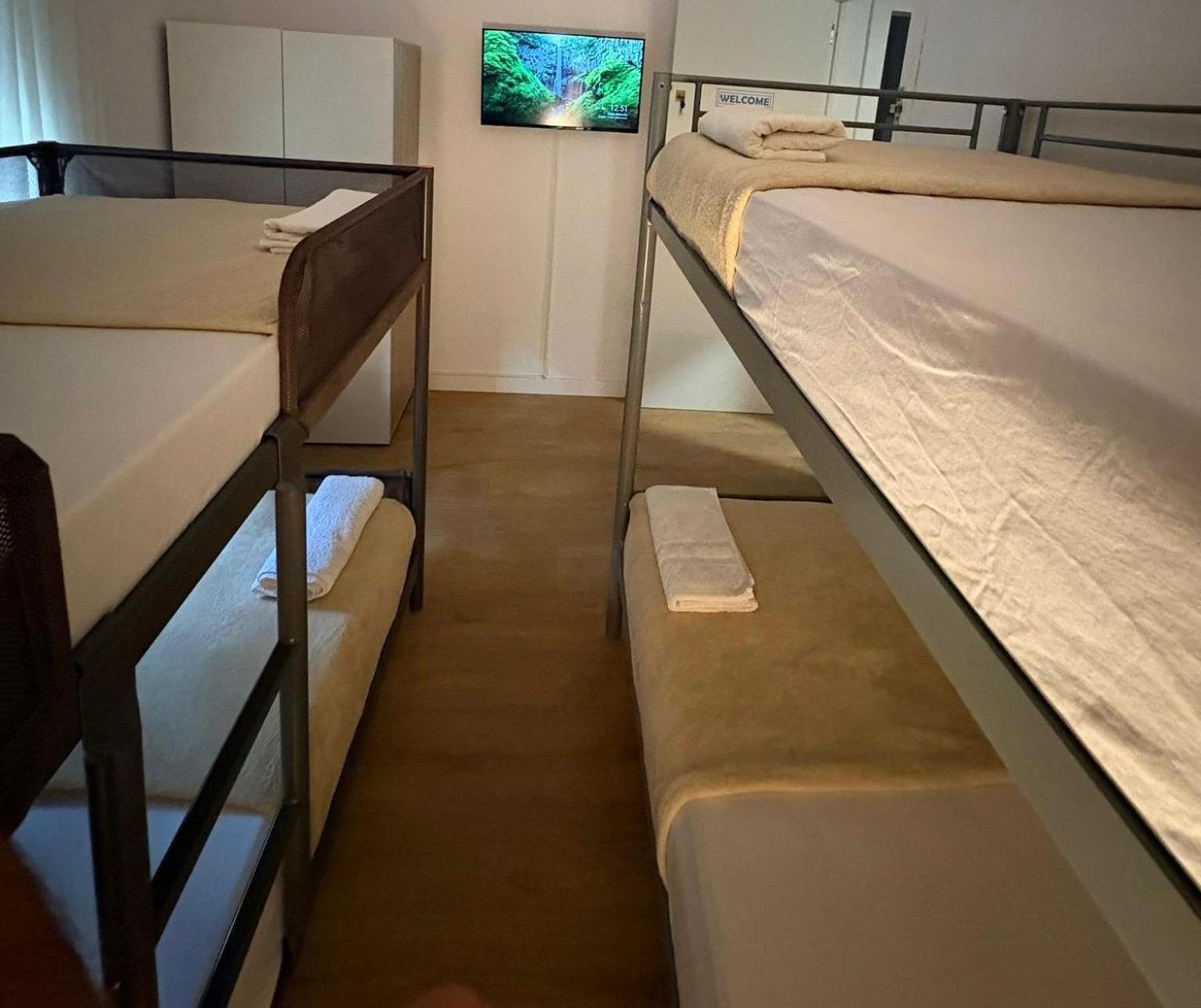 Habitaciones En Barcellona Esterno foto