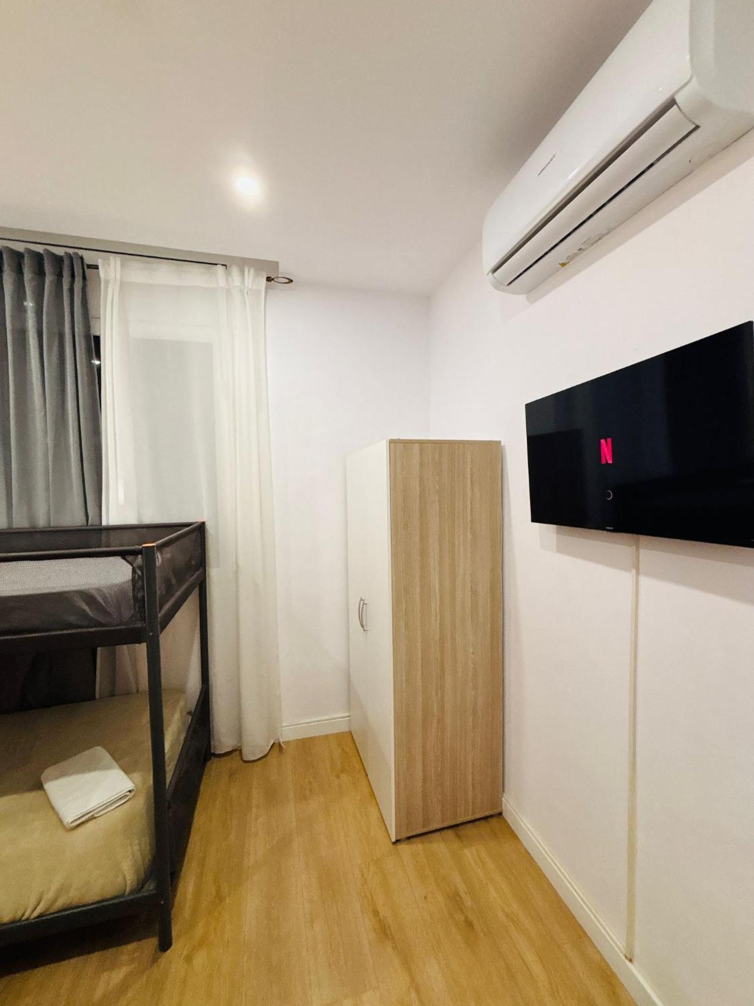 Habitaciones En Barcellona Esterno foto